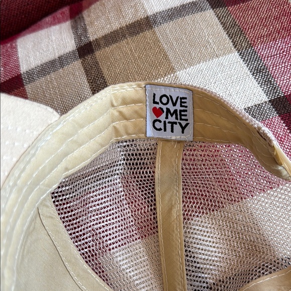 Tan Snap Back 'I Love Los Angeles' Mesh Trucker Hat Cap - Picture 5 of 5